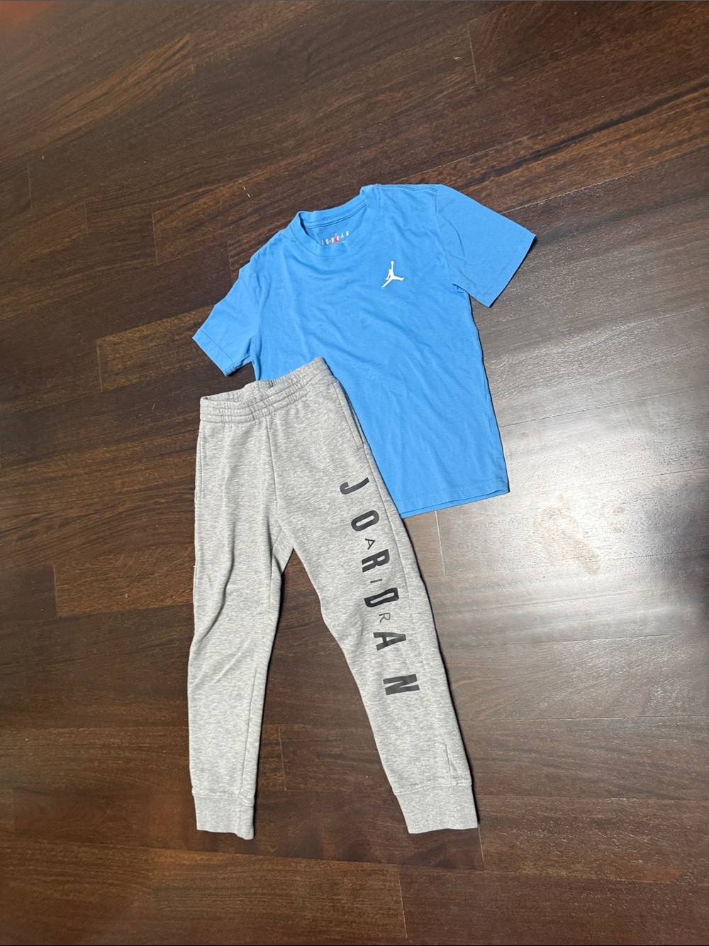 Jordan Blue Short-Sleeve Tee with Gray Joggers